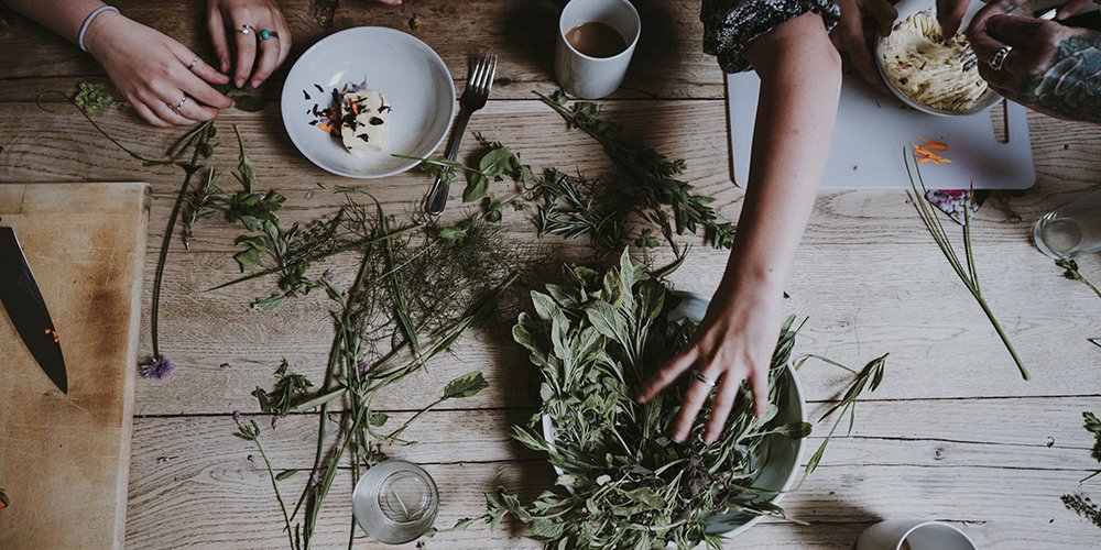 herbs and spices for sore muscles