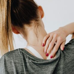 Jóga nyakfájásra – Természetes megoldás