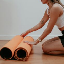 Milyen jógaszőnyeget vegyek? – Teljes útmutató